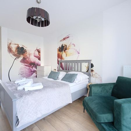 Apartamentyprzymorzu Baltycki Z Miejscem Postojowym I Ogrodkiem Колобжег Екстер'єр фото