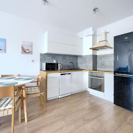 Apartamentyprzymorzu Baltycki Z Miejscem Postojowym I Ogrodkiem Колобжег Екстер'єр фото