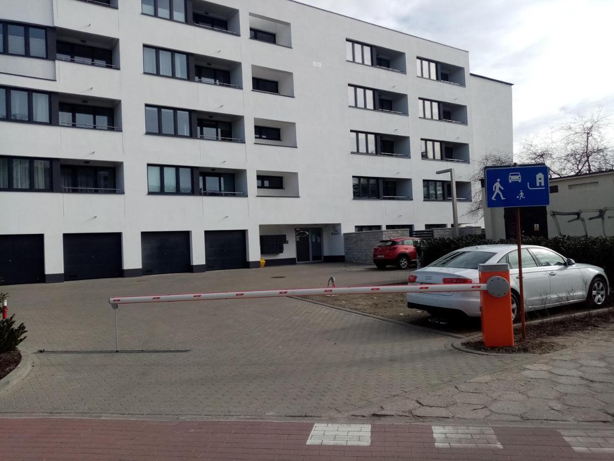 Apartamentyprzymorzu Baltycki Z Miejscem Postojowym I Ogrodkiem Колобжег Екстер'єр фото