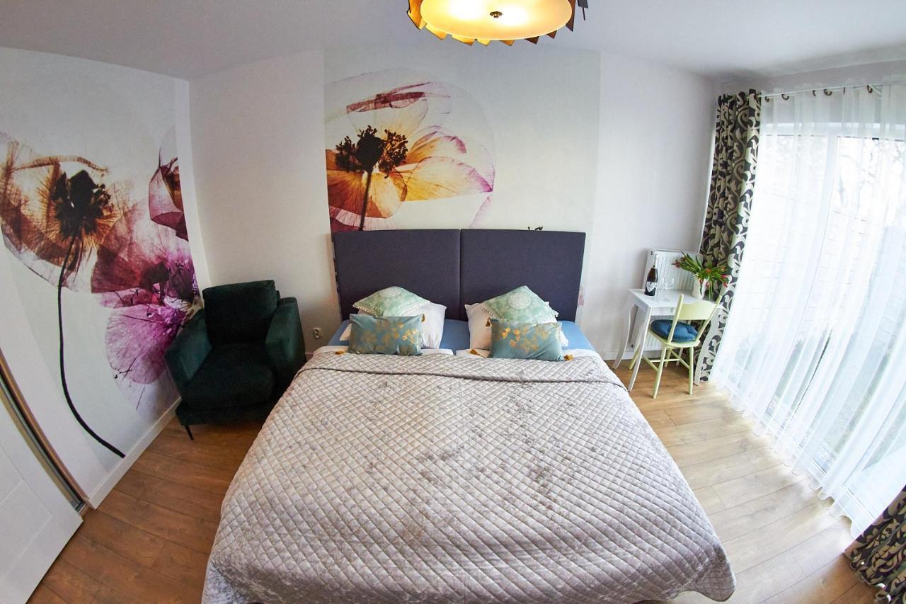 Apartamentyprzymorzu Baltycki Z Miejscem Postojowym I Ogrodkiem Колобжег Екстер'єр фото